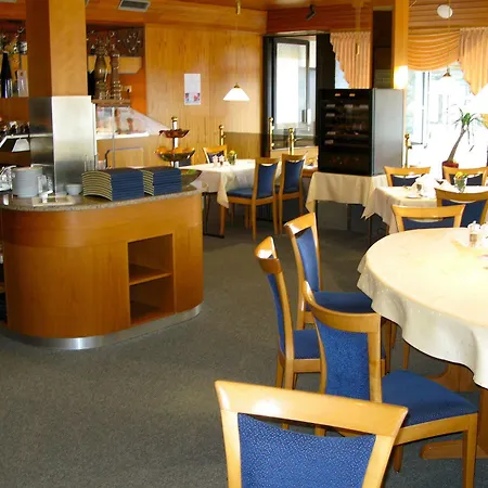 Hotel Halbersbacher. Parkhotel 3*
