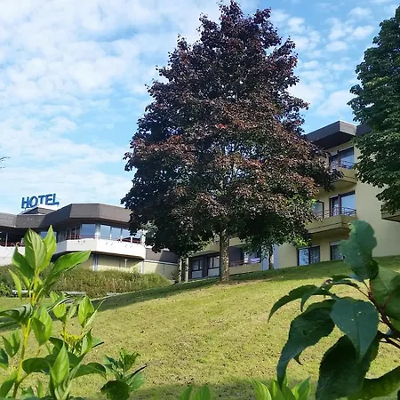 Halbersbacher. Parkhotel Hotel Biedenkopf